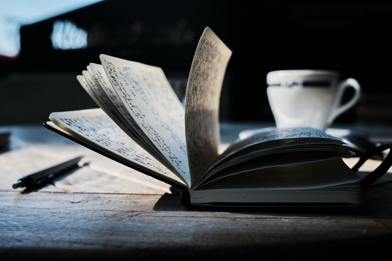 How to brief a writer? Like this.